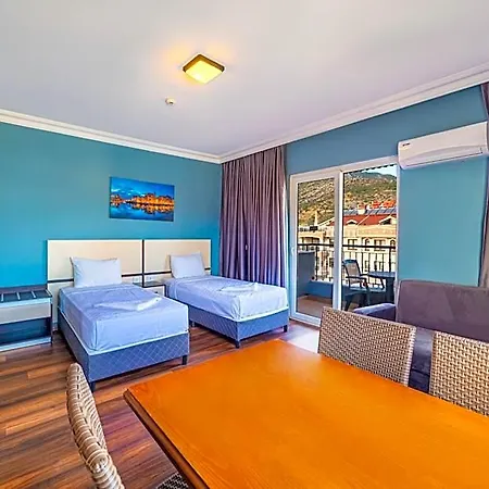 Royalisa Hotel 3*